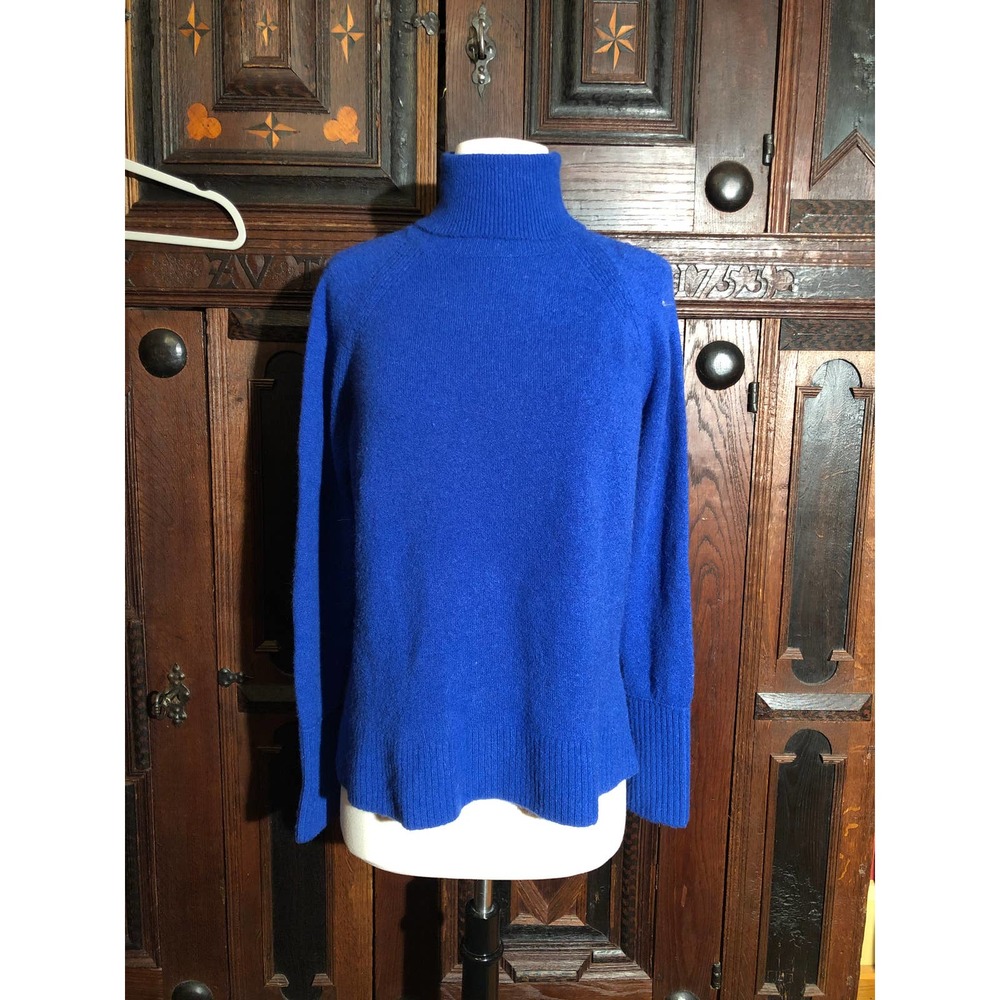 J CREW Lapis Lazuli Blue Sweater - SIZE SMALL - Soft and Comfortable